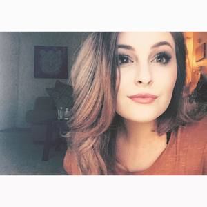 Meet your Posher, Katelyn